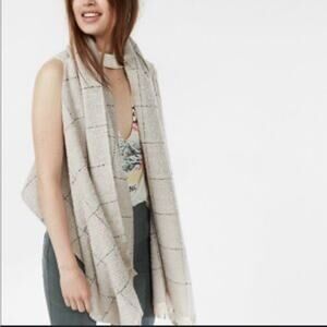 Express Sleeveless Cardigan Open Front Long Fringe Hem Boho Contemporary Career